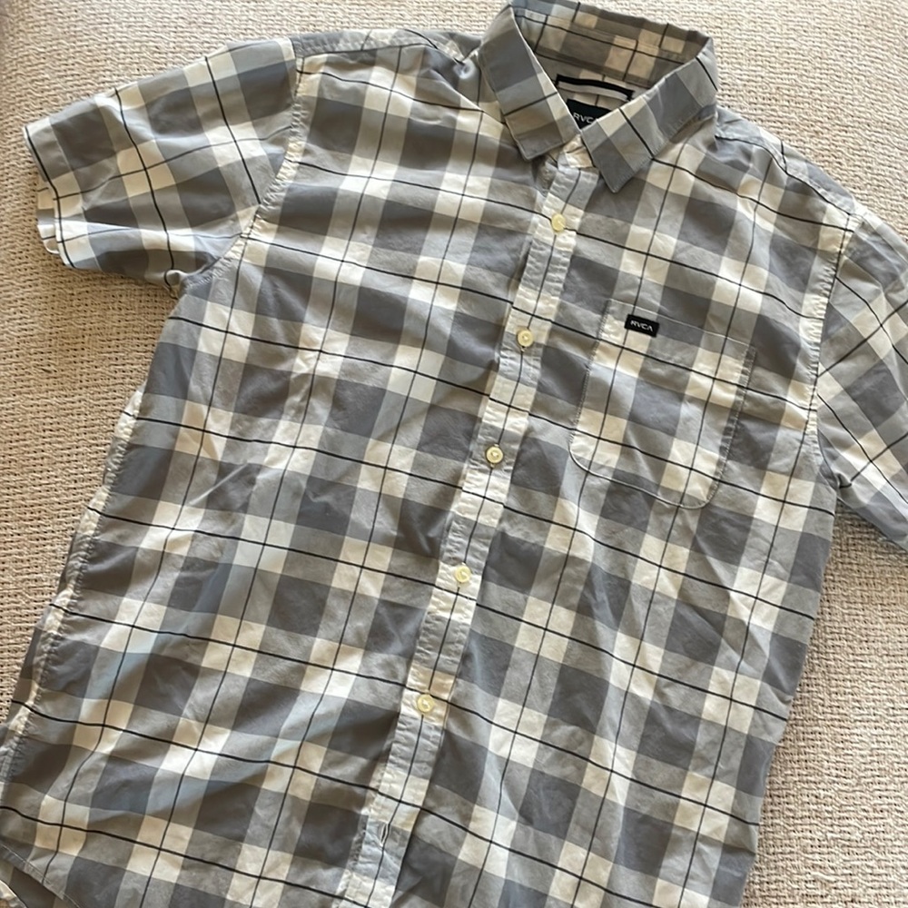 RVCA button up short sleeve